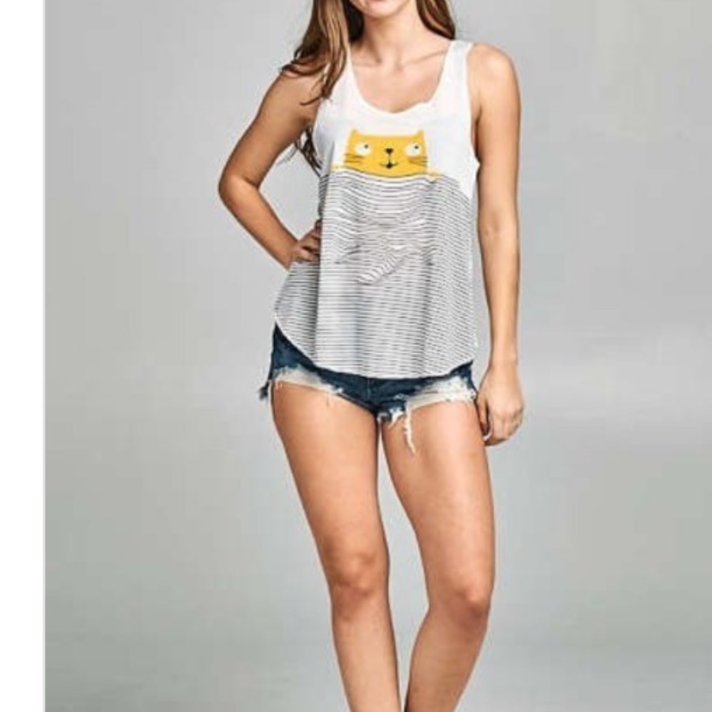🌟Last One🌟Peeking Cat Tank - Picture 2 of 5